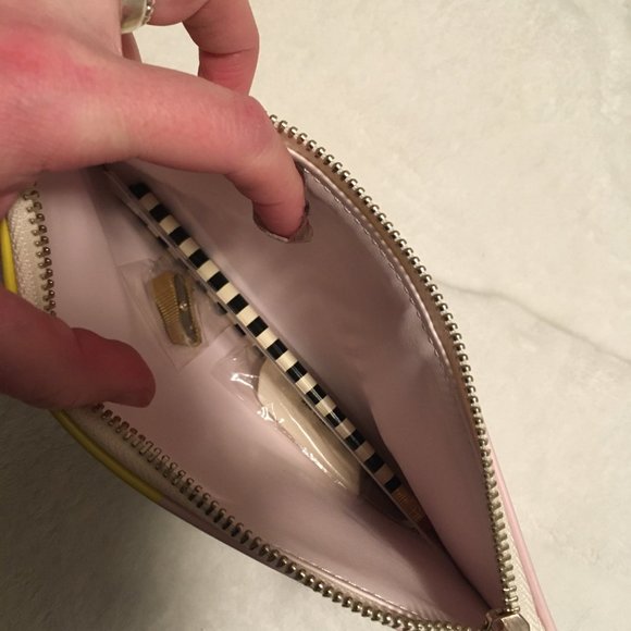 kate spade Two-Tone Stripe Pencil Pouch nwt *FLAWED/PLEASE READ* - Picture 4 of 4